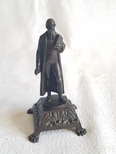 Kleine eisenskulptur johannes - ,