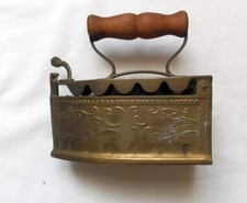 Antikes Bügeleisen Messing