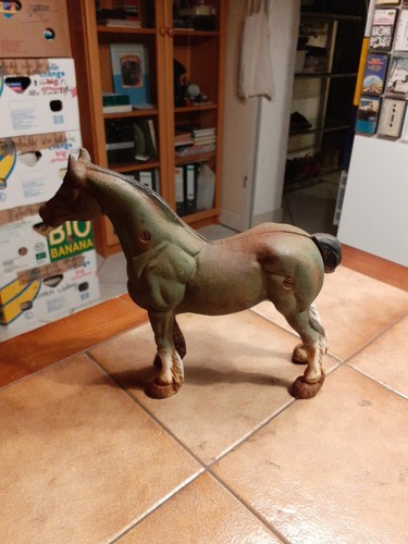 Altes pferd gusseisen - altes,